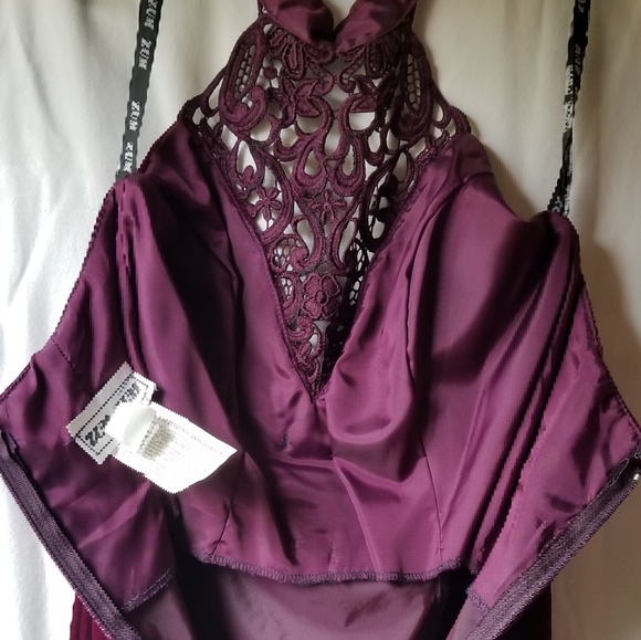 Prom Dress - Picture 3 of 6